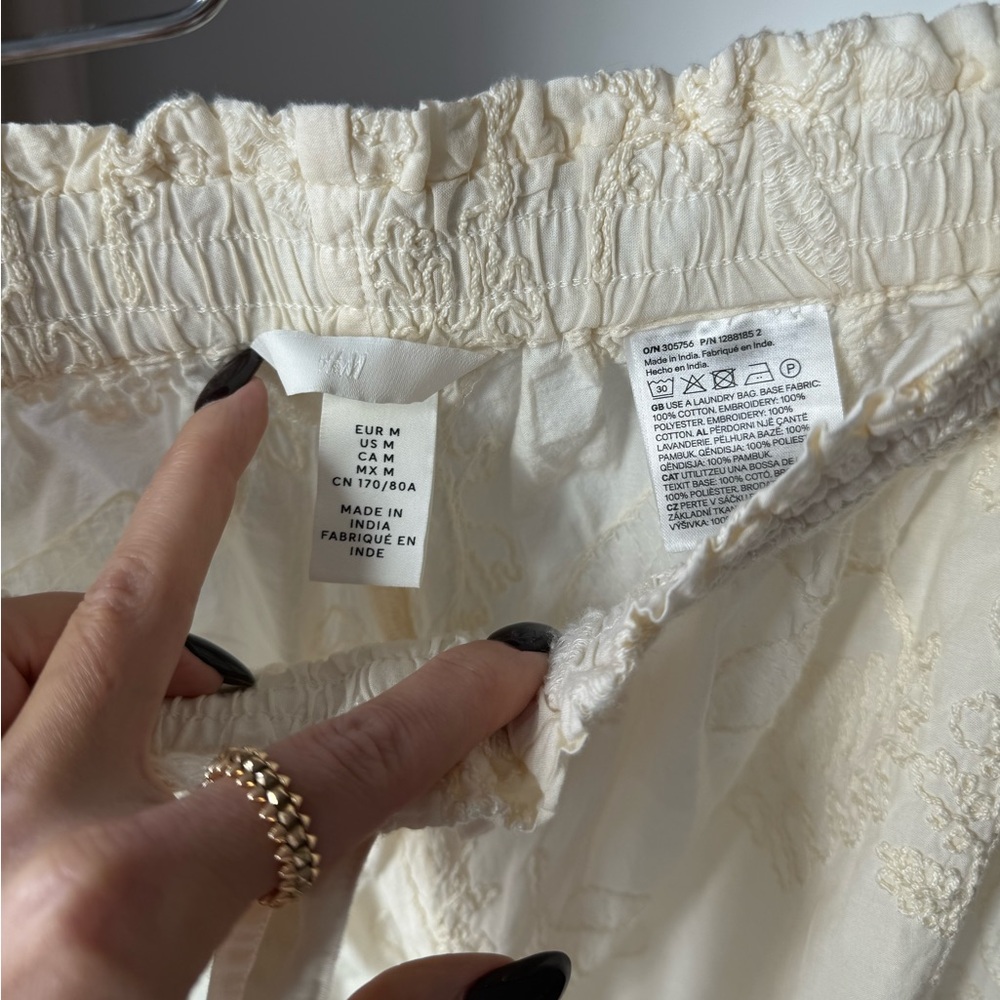 H&M Embroidered Drawstring Pants, Cream, Size M - Picture 2 of 7